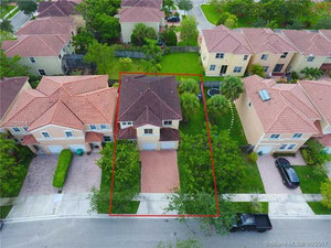 Apartments in USA, Florida, Miramar — Find off-plan property or real estate resale directly from developers and owners GEOLN.COM. Photo 5