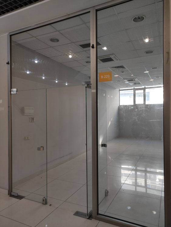 Продається офісне/комерційне приміщення в Тбілісі. — Пошуковик нерухомості від забудовників і власників GEOLN.COM. Фото 1