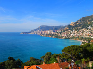 Widok na Monako, w pobliżu plaż — Wyszukiwarka nieruchomości od deweloperów i właścicieli GEOLN.COM. Zdjęcie 2