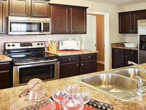 Real estate in Hampshire Park Atlanta — look at the real estate search engine GEOLN.COM. Photo 8