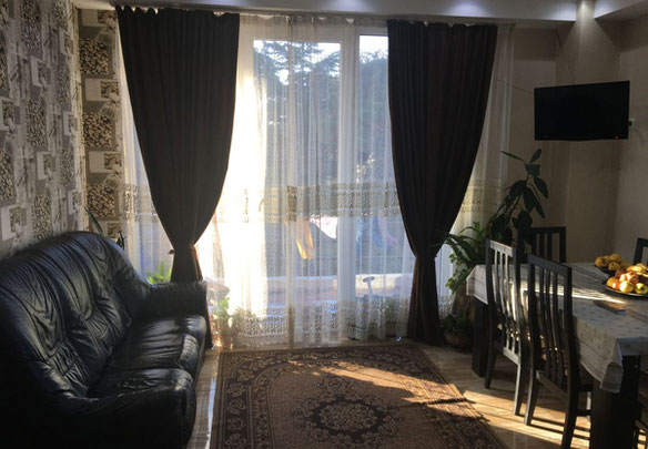 Продається 2-кімнатна квартира.