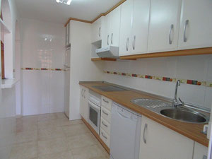 西班牙、瓦伦西亚、托雷维耶哈郊区的公寓 — 来自开发商和业主的房地产搜索引擎 GEOLN.COM. 照片 9