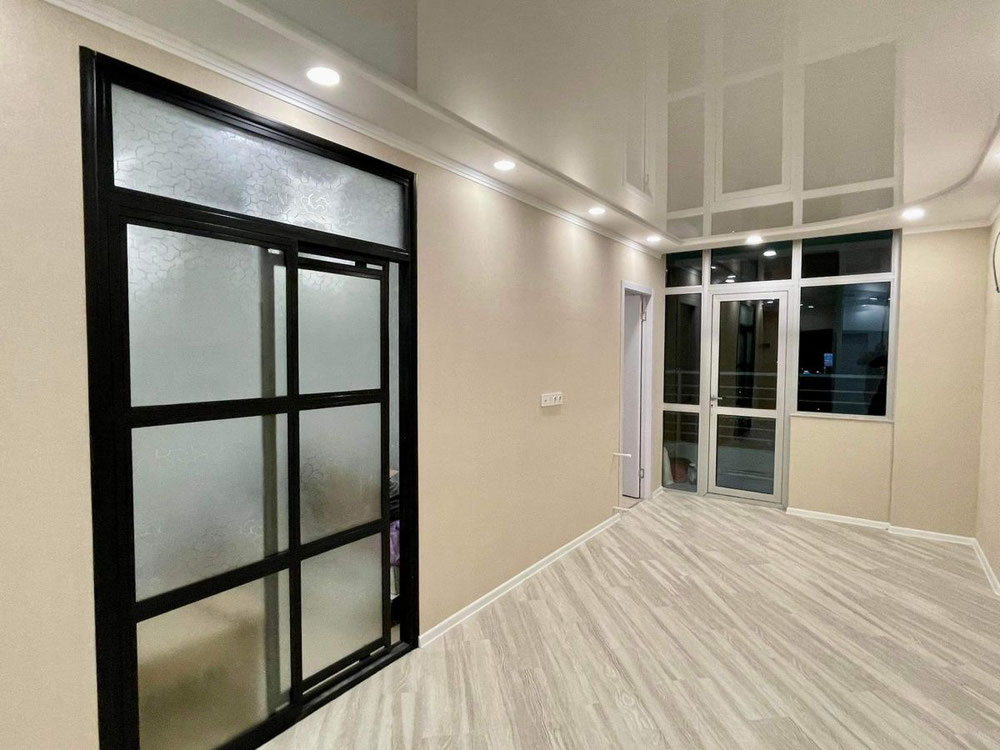 三房公寓出售 — 来自开发商和业主的房地产搜索引擎 GEOLN.COM. 照片 1