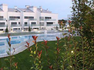 房地产在 Mirador del Bosque — look at the real estate search engine GEOLN.COM. 照片 2