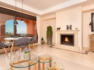 西班牙、安达卢西亚、埃斯特波纳的山区、郊区、森林中的公寓 — 来自开发商和业主的房地产搜索引擎 GEOLN.COM. 照片 6