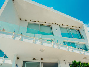 içindeki mülkiyet Stone Beach Residence — emlak arama motoru GEOLN.COM'a bakın. Fotoğraf 2