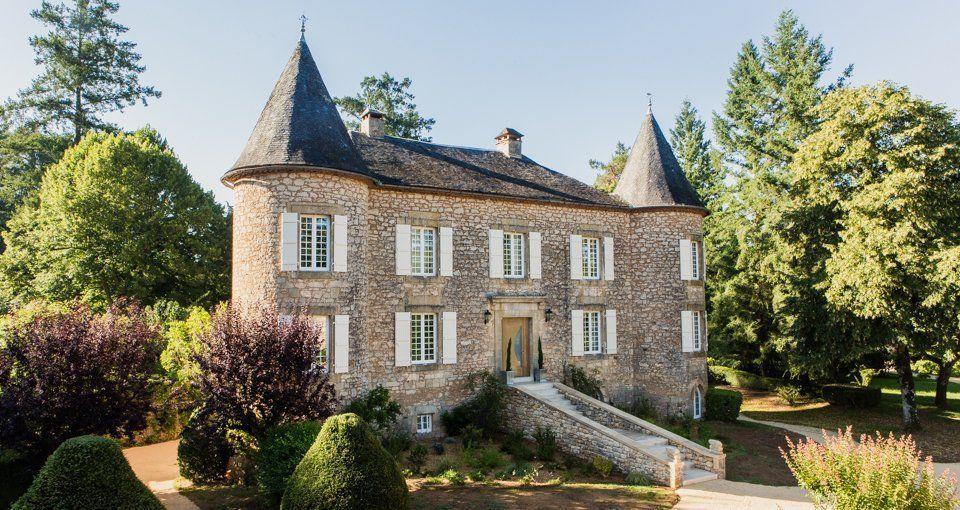 法国郊区的城堡，多尔多涅河畔佩萨克 — 来自开发商和业主的房地产搜索引擎 GEOLN.COM. 照片 1