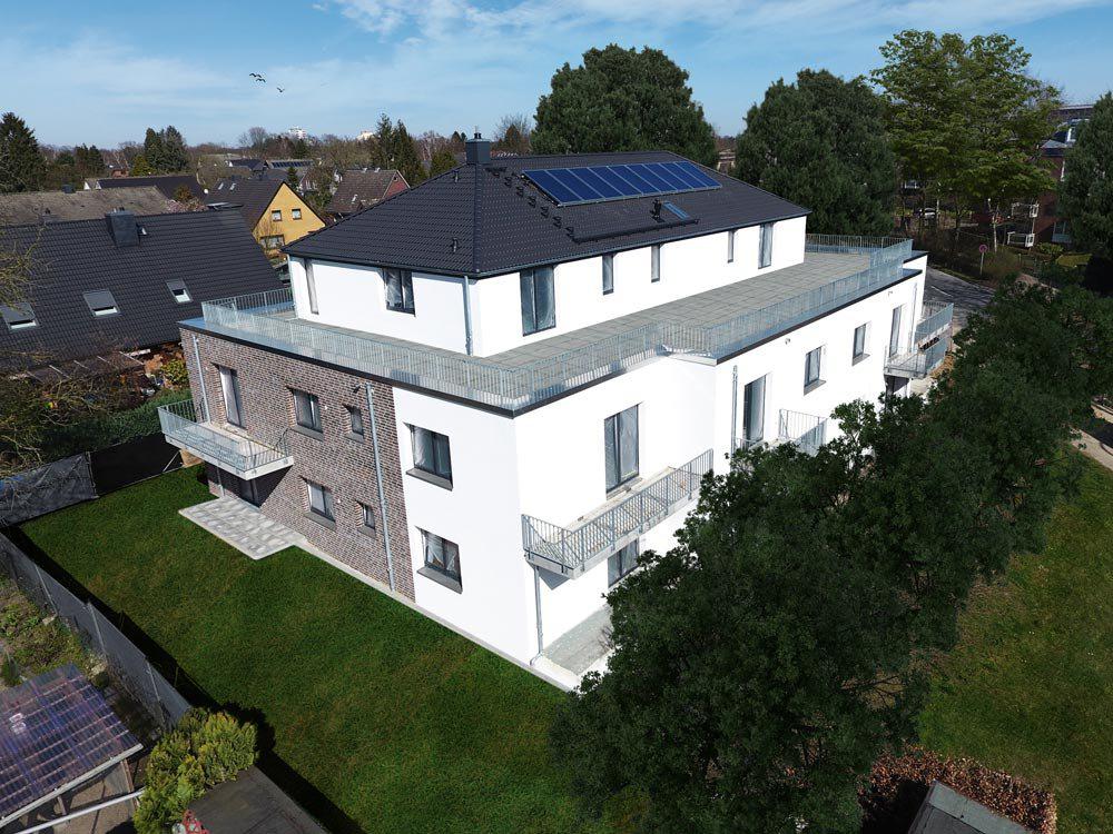 Immobilien in 1-zwo-3-4 — Schauen Sie sich die Immobiliensuchmaschine GEOLN.COM an. Foto 1