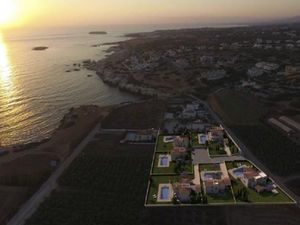 Недвижимость в PEYIA COASTAL VILLAS — смотрите на поисковике недвижимости GEOLN.COM. Фото 5