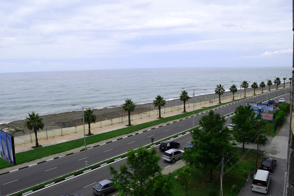 新大道上的公寓 — 来自开发商和业主的房地产搜索引擎 GEOLN.COM. 照片 1