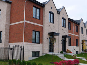 房地产在 Pointe Est — look at the real estate search engine GEOLN.COM. 照片 2