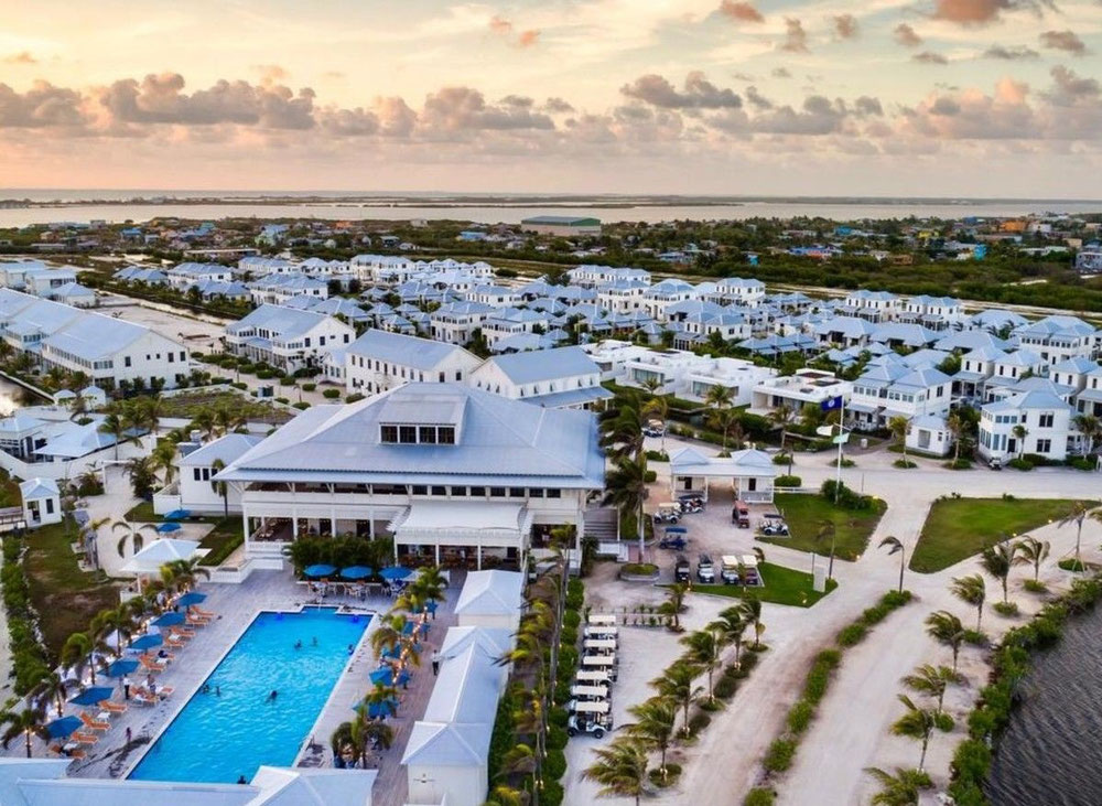 Нерухомість в Mahogany Bay Resort & Beach Club — дивіться на пошуковику нерухомості GEOLN.COM. Фото 1