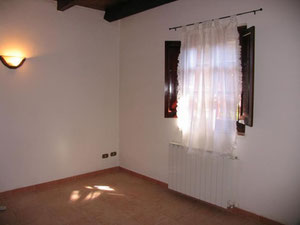 منزل في إيطاليا ، لا سبيتسيا — ابحث عن عقار قيد الإنشاء أو عقار معاد بيعه مباشرة من المطورين والملاك GEOLN.COM. صورة فوتوغرافية 14