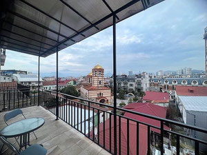 公寓在巴统老巴统的中心 — 来自开发商和业主的房地产搜索引擎 GEOLN.COM. 照片 7