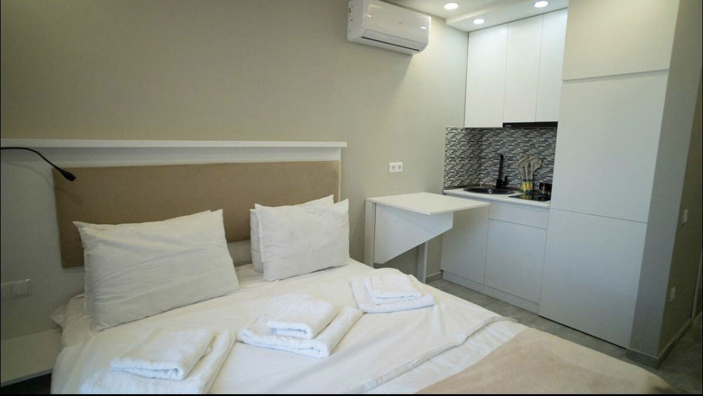 דירת סטודיו (Batumi Sunrise Residence) עם נוף להרים — חיפוש נדל"ן מפרטי ומקבלן GEOLN.COM. תמונה 1