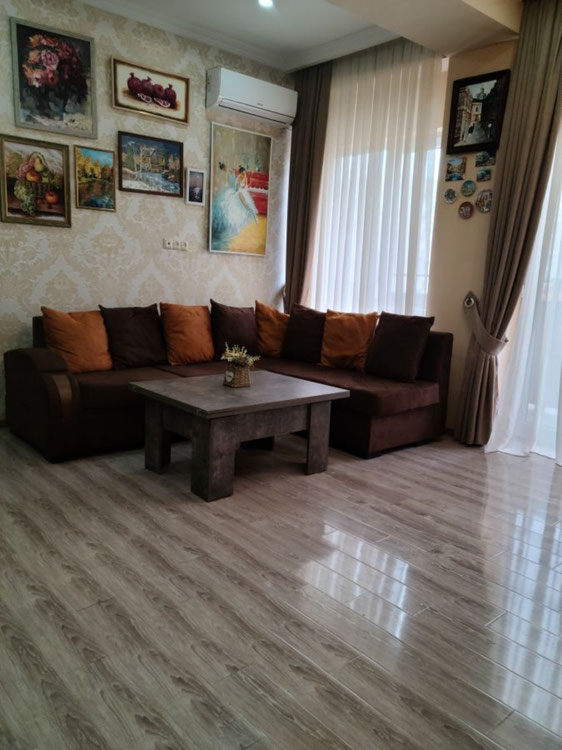 3房出售 — 来自开发商和业主的房地产搜索引擎 GEOLN.COM. 照片 1