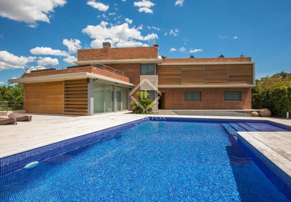 Villa in the mountains in Spain, Catalonia, Barcelona