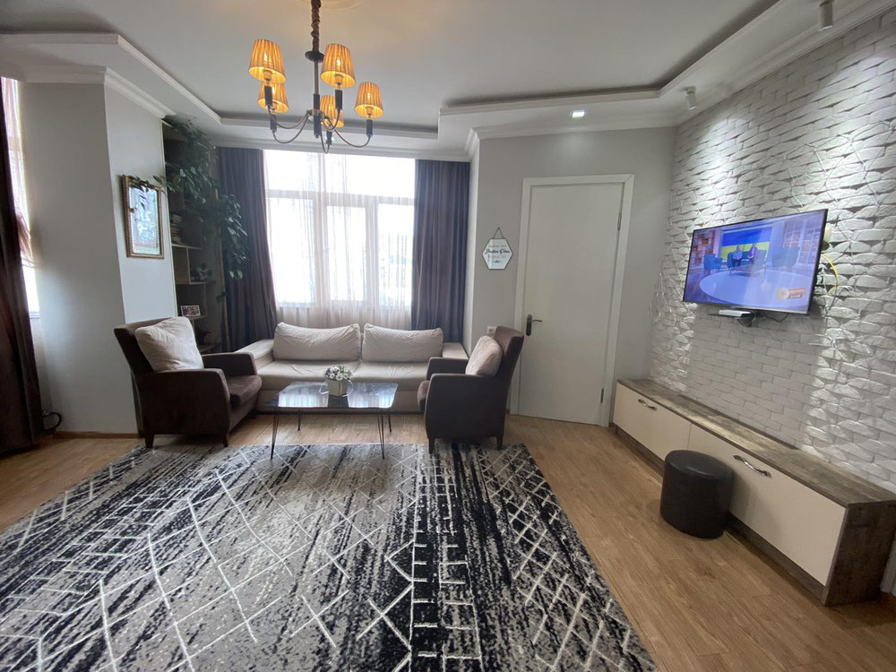 3 室公寓出售 — 来自开发商和业主的房地产搜索引擎 GEOLN.COM. 照片 1