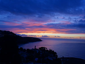 Willa obok Monako, widok na otwarte morze — Wyszukiwarka nieruchomości od deweloperów i właścicieli GEOLN.COM. Zdjęcie 3