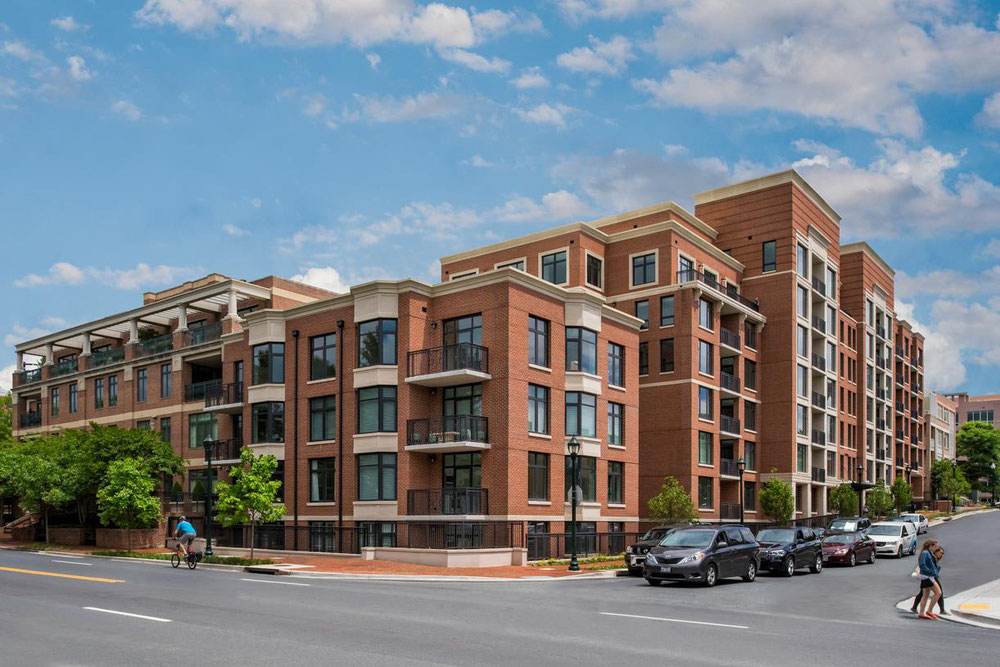 Real estate in Hampden Row — look at the real estate search engine GEOLN.COM. Photo 1