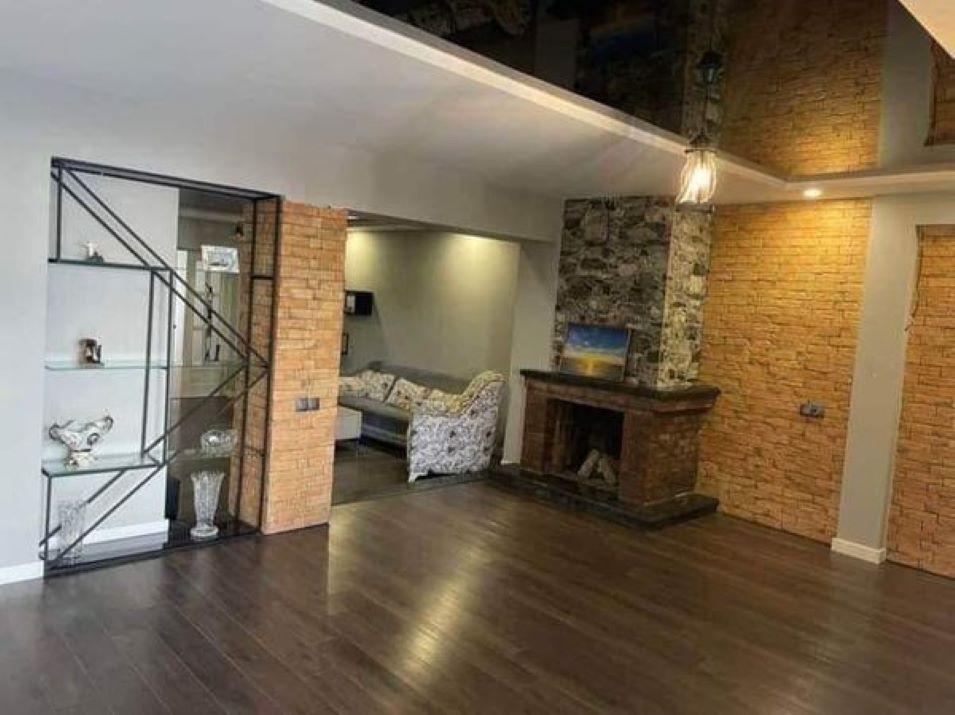 巴统大公寓 — 来自开发商和业主的房地产搜索引擎 GEOLN.COM. 照片 1