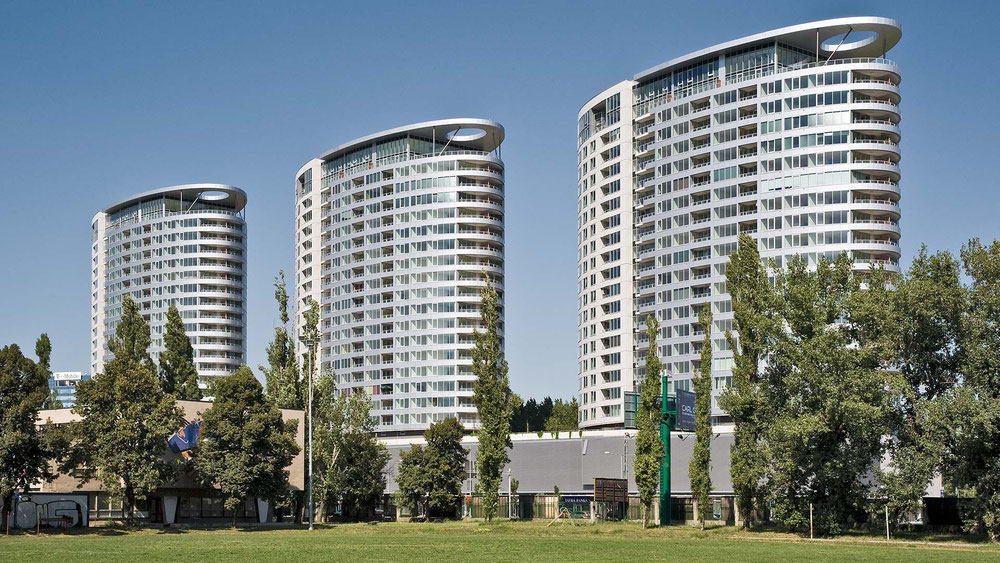 Real estate in III Veze — look at the real estate search engine GEOLN.COM. Photo 1