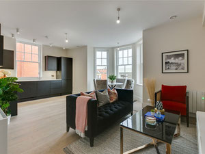 Real estate in Friston House — look at the real estate search engine GEOLN.COM. Photo 3