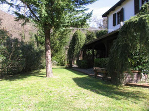 منزل في إيطاليا ، لا سبيتسيا — ابحث عن عقار قيد الإنشاء أو عقار معاد بيعه مباشرة من المطورين والملاك GEOLN.COM. صورة فوتوغرافية 3