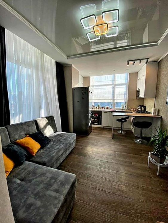 Продається 3-кімнатна квартира. — Пошуковик нерухомості від забудовників і власників GEOLN.COM. Фото 1