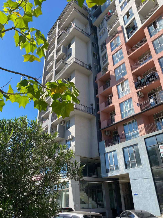 出售巴图米的公寓 — 来自开发商和业主的房地产搜索引擎 GEOLN.COM. 照片 1