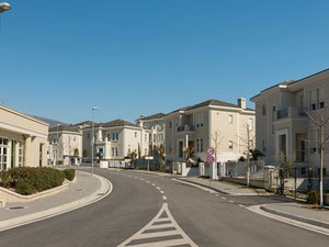 נדל"ן ב ROLLING HILLS 2 — עיין במנוע חיפוש הנדל"ן GEOLN.COM. תמונה 3