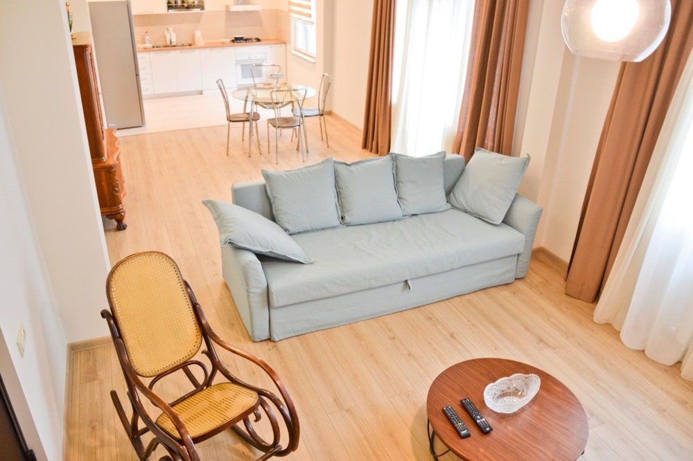 4房公寓出售 — 来自开发商和业主的房地产搜索引擎 GEOLN.COM. 照片 1