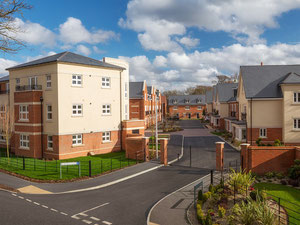 Недвижимость в Queens Acre — смотрите на поисковике недвижимости GEOLN.COM. Фото 3