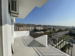 იყიდება 2 ოთახიანი ბინა — უძრავი ქონების ყიდვა და მფლო ბელებისგან GEOLN.COM. ფოტო 9