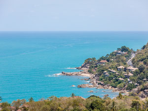 三层泳池别墅，5间卧室，俯瞰大海，欧式风格 — 来自开发商和业主的房地产搜索引擎 GEOLN.COM. 照片 45