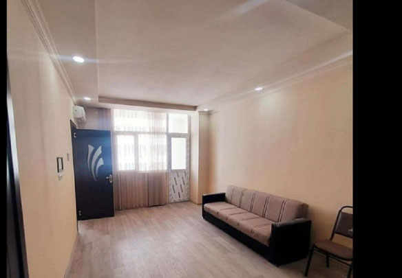 Verkauft wird eine Wohnung in der ul. Agmashenebeli