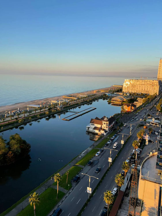 Orbi City'deki daireler — Sahiplerden yada inşaatcilardan mülkiyet arama GEOLN.COM. Fotoğraf 1