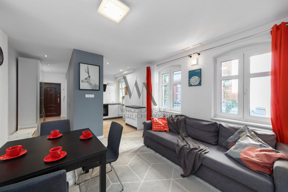 2 комнатная квартира в самом центре Вроцлава — Поисковик недвижимости от застройщиков и собственников GEOLN.COM. Фото 1