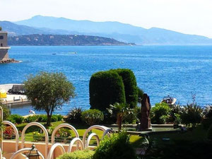 Apartments by the sea in Monaco, Fontvieille — Find off-plan property or real estate resale directly from developers and owners GEOLN.COM. Photo 6