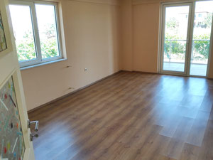 A 400 m de la carretera Pamukkale – Villa independiente de 3 plantas 6+1 – ¡Adecuada para familias numerosas y como inversión! — Encuentre propiedades fuera del plan o reventa de bienes inmuebles directamente de desarrolladores y propietarios GEOLN.COM. Foto 9