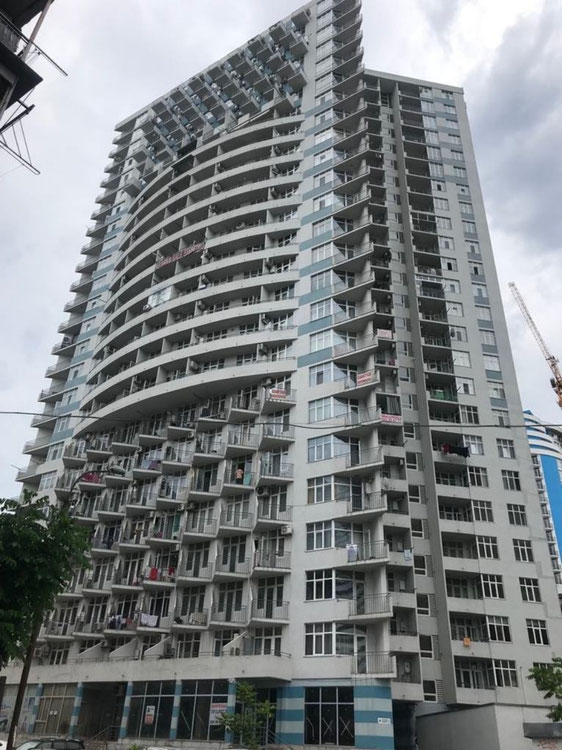 3房出售 — 来自开发商和业主的房地产搜索引擎 GEOLN.COM. 照片 1