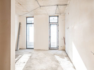 阳光明媚的一室公寓位于一栋带暖气和游泳池的大楼内 — 来自开发商和业主的房地产搜索引擎 GEOLN.COM. 照片 13