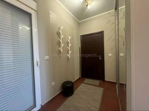 Montenegro. Muy espacioso apartamento de 98m2 con garaje en Bečići — Encuentre propiedades fuera del plan o reventa de bienes inmuebles directamente de desarrolladores y propietarios GEOLN.COM. Foto 9