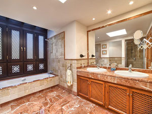 Penthouse 3 bedrooms 196 m² in La Quinta, Spain — Find off-plan property or real estate resale directly from developers and owners GEOLN.COM. Photo 18