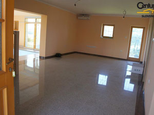 Вилла в пригороде в Словении, Горня Радгона — Поисковик недвижимости от застройщиков и собственников GEOLN.COM. Фото 2