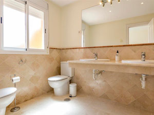 联排别墅 3 卧室 149 平方米，位于西班牙贝纳哈维斯 — 来自开发商和业主的房地产搜索引擎 GEOLN.COM. 照片 9