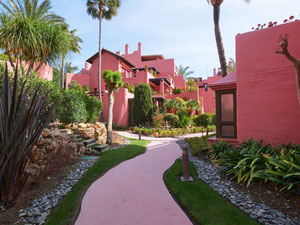 Apartment 3 bedrooms 156 m² in the New Golden Mile, Spain — Find off-plan property or real estate resale directly from developers and owners GEOLN.COM. Photo 27