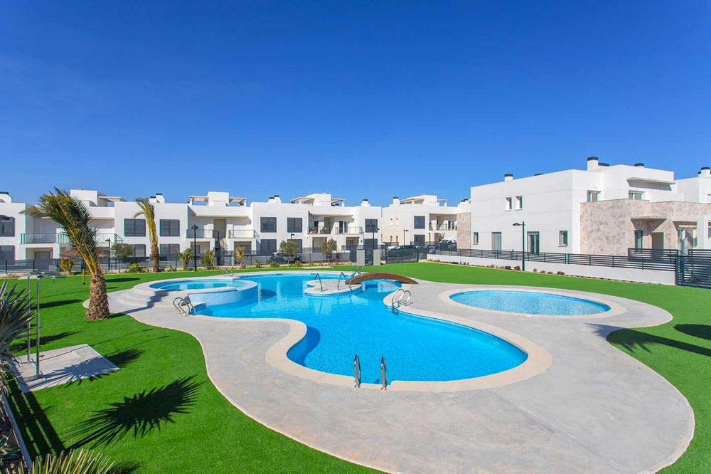 Недвижимость в Breezes — смотрите на поисковике недвижимости GEOLN.COM. Фото 1