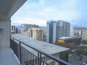 3 pokojowe mieszkanie w Saburtalo. Mieszkanie bez pośrednika w Tbilisi — Wyszukiwarka nieruchomości od deweloperów i właścicieli GEOLN.COM. Zdjęcie 11