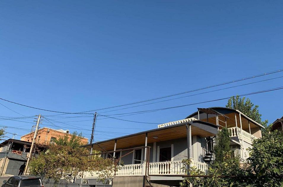 Приватний будинок в санзона. Купити будинок в Тбілісі, санзона — Пошуковик нерухомості від забудовників і власників GEOLN.COM. Фото 1